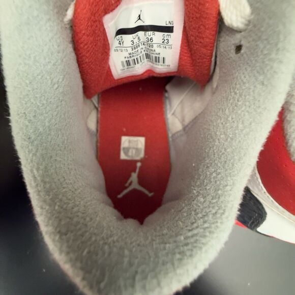 USED Nike Air Jordan 3 Retro Fire Red 2013 - Size 4Y Women\'s 5.5 398614-120 OBO main image 9